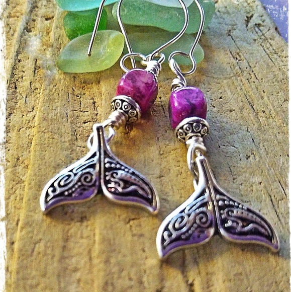 Mermaid/Whales Tail Ruby Crazy Lace Agate Earrings - Picture 7 of 8